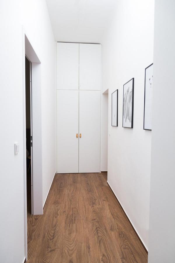 Bensimon Apartments Charlottenburg Berlino Esterno foto